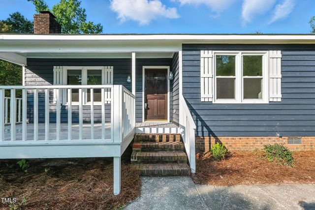 104 S Nikol Way, Clayton, NC 27520