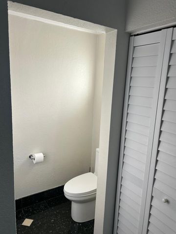 11601 NW 13th Manor, Coral Springs, FL 33071