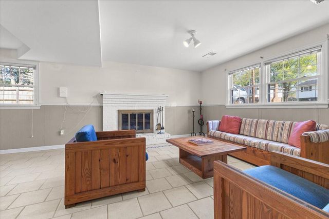 5019 Keithwood DR, Roanoke, VA 24018