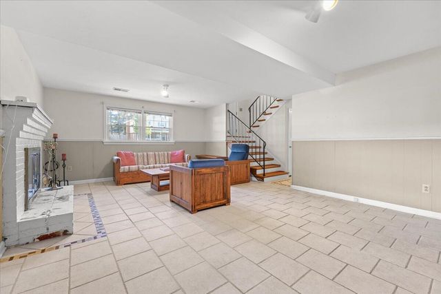 5019 Keithwood DR, Roanoke, VA 24018