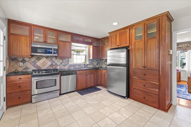 5019 Keithwood DR, Roanoke, VA 24018