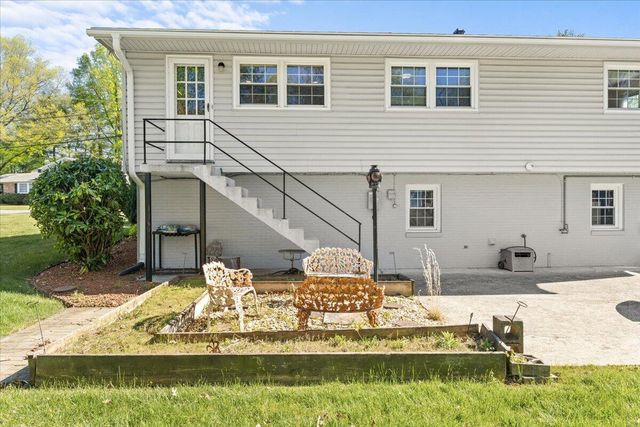 5019 Keithwood DR, Roanoke, VA 24018