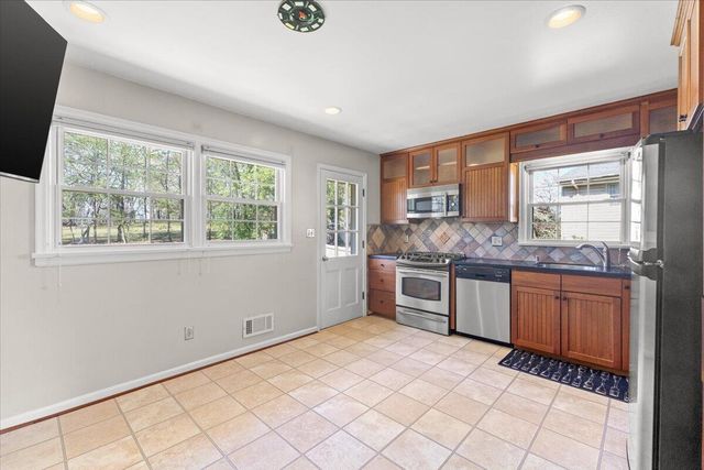 5019 Keithwood DR, Roanoke, VA 24018