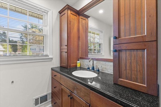 5019 Keithwood DR, Roanoke, VA 24018
