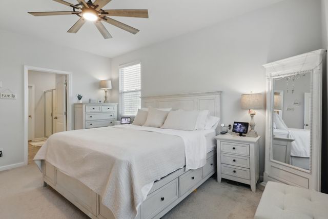 7005 Belmont Dr, Spring Hill, TN 37174