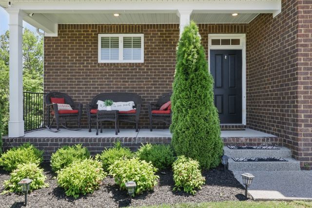 7005 Belmont Dr, Spring Hill, TN 37174