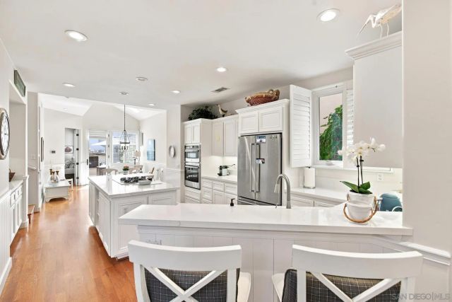 211 I Ave, Coronado, CA 92118