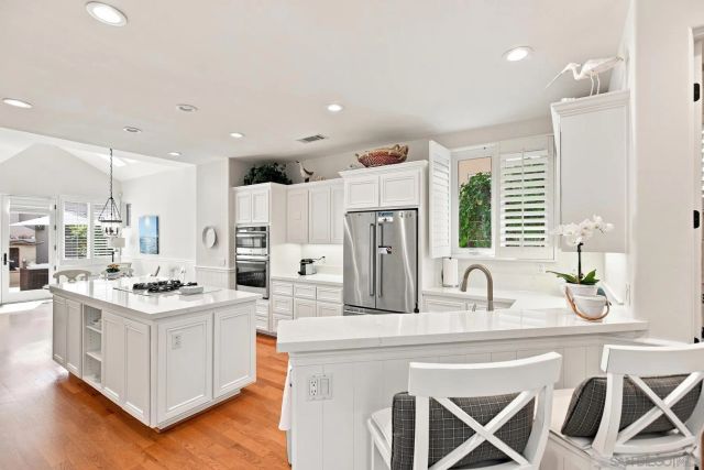 211 I Ave, Coronado, CA 92118