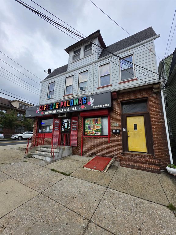111 Crescent Place, Yonkers, NY 10704 — exterior