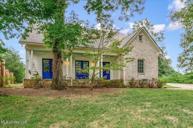 21 Nelson Drive, Holly Springs, MS 38635