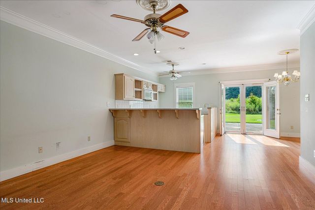 21 Nelson Drive, Holly Springs, MS 38635