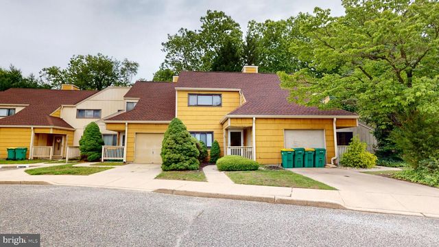 49 DOVER DR, Lindenwold, NJ 08021