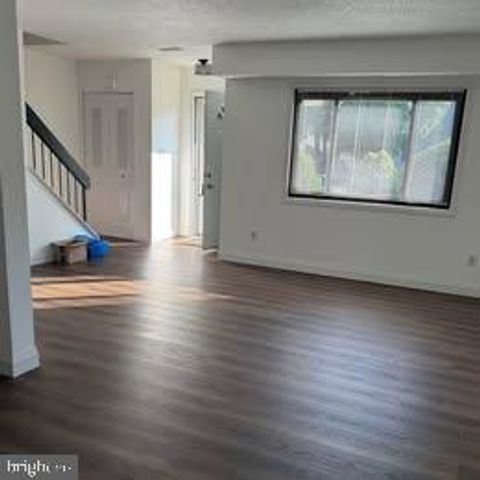 49 DOVER DR, Lindenwold, NJ 08021