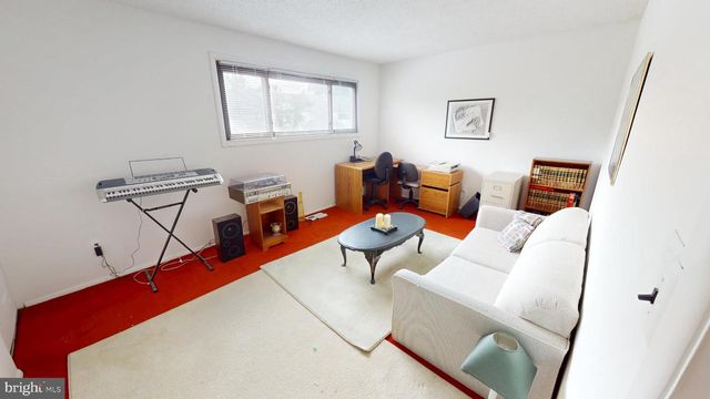 49 DOVER DR, Lindenwold, NJ 08021