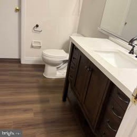 49 DOVER DR, Lindenwold, NJ 08021