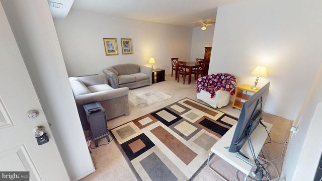 49 DOVER DR, Lindenwold, NJ 08021