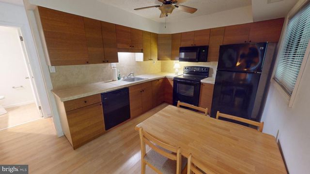 49 DOVER DR, Lindenwold, NJ 08021