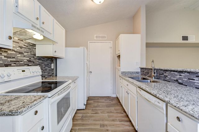 17419 Ranch Country Road, Hockley, TX 77447