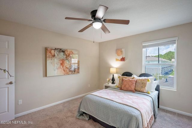 883 CAPITOL Parkway, Jacksonville, FL 32218