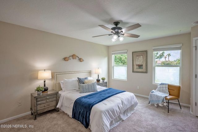 883 CAPITOL Parkway, Jacksonville, FL 32218