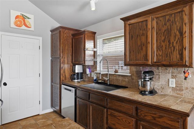 4205 Red Apple Terrace, Oklahoma City, OK 73160