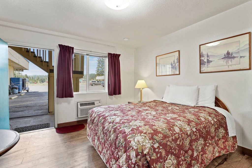 924 W Highway 2 Hwy, Newport, WA 99156 photo 16