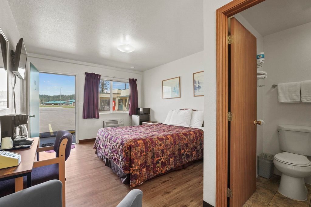 924 W Highway 2 Hwy, Newport, WA 99156 photo 22