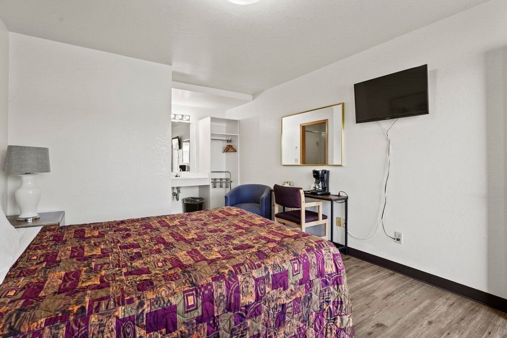 924 W Highway 2 Hwy, Newport, WA 99156 photo 24