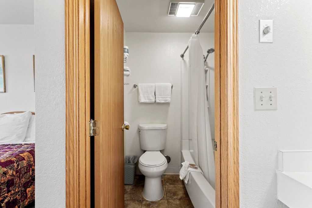 924 W Highway 2 Hwy, Newport, WA 99156 photo 26