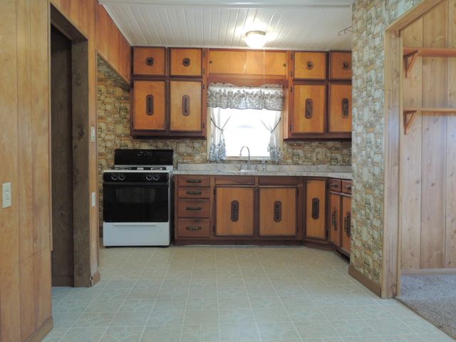 3323 Blue Star Highway, Saugatuck, MI 49453