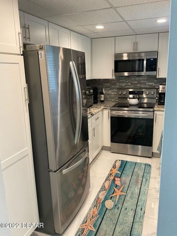 100 Silver Beach Ave Apt 420, Daytona Beach, FL 32118