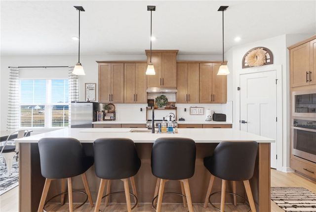 2016 Creswell Drive, Beavercreek, OH 45434