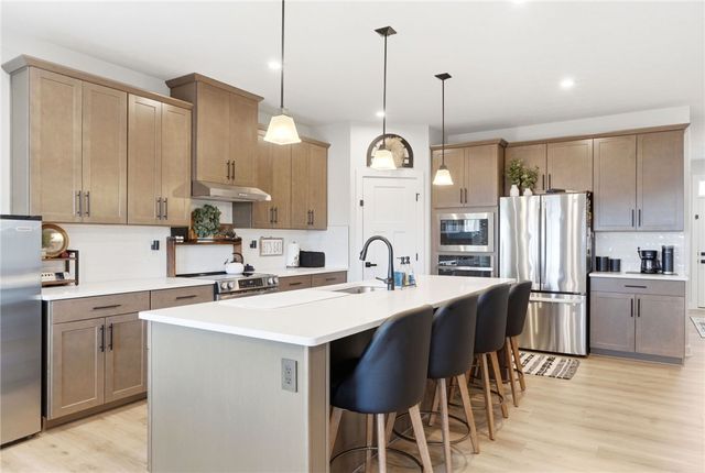 2016 Creswell Drive, Beavercreek, OH 45434