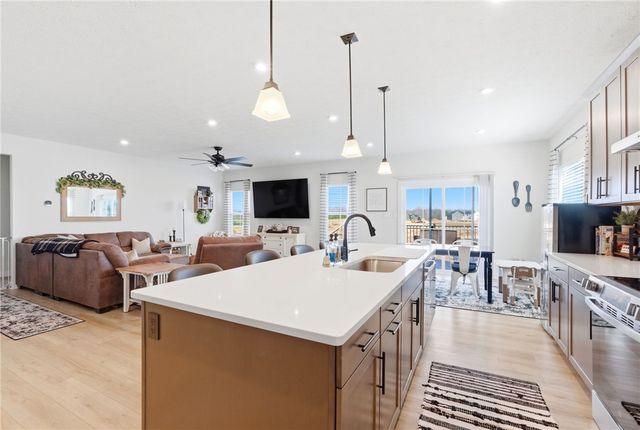 2016 Creswell Drive, Beavercreek, OH 45434