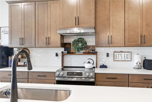 2016 Creswell Drive, Beavercreek, OH 45434