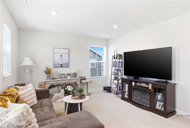 2016 Creswell Drive, Beavercreek, OH 45434