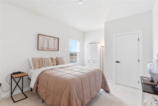 2016 Creswell Drive, Beavercreek, OH 45434