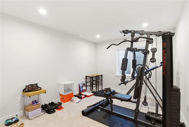 2016 Creswell Drive, Beavercreek, OH 45434