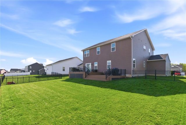 2016 Creswell Drive, Beavercreek, OH 45434