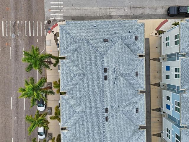 262 8TH STREET N, St Petersburg, FL 33701