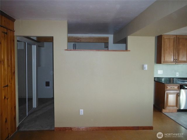 4903 3rd Avenue NW, Seattle, WA 98107