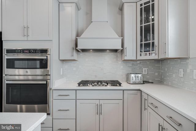 8269 FRONT LOOP, Rockville, MD 20855