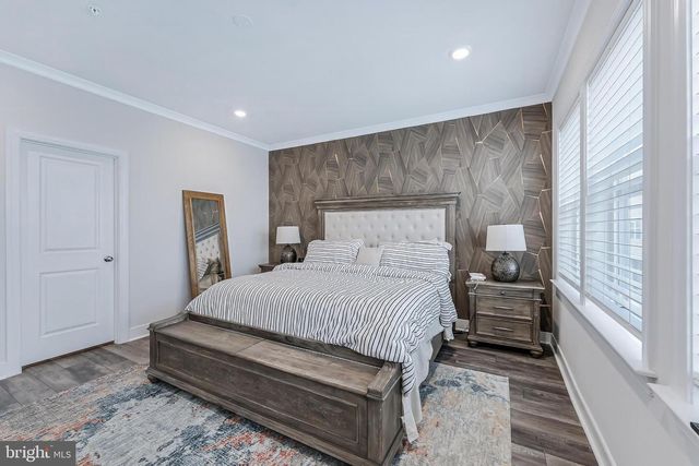 8269 FRONT LOOP, Rockville, MD 20855