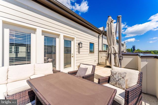 8269 FRONT LOOP, Rockville, MD 20855
