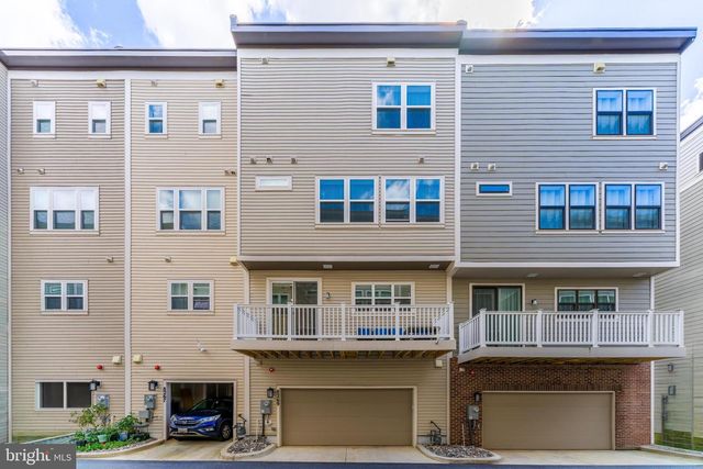 8269 FRONT LOOP, Rockville, MD 20855