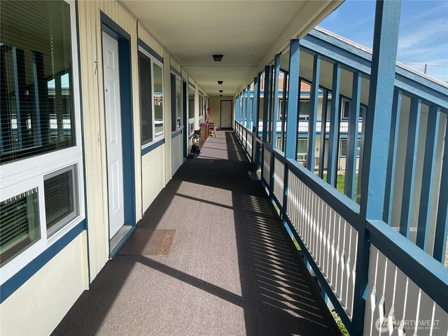 402 Laurel Street, Port Angeles, WA 98362