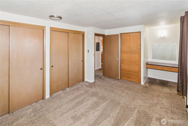 402 Laurel Street, Port Angeles, WA 98362