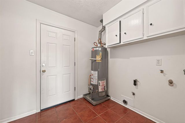 1414 Hitherfield Drive, Sugar Land, TX 77498