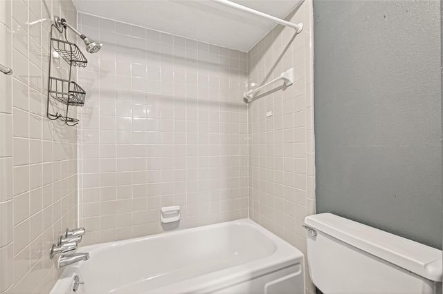 1414 Hitherfield Drive, Sugar Land, TX 77498