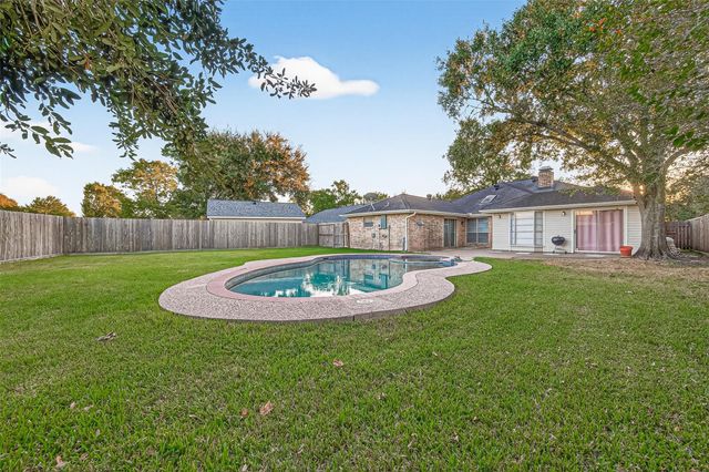 1414 Hitherfield Drive, Sugar Land, TX 77498